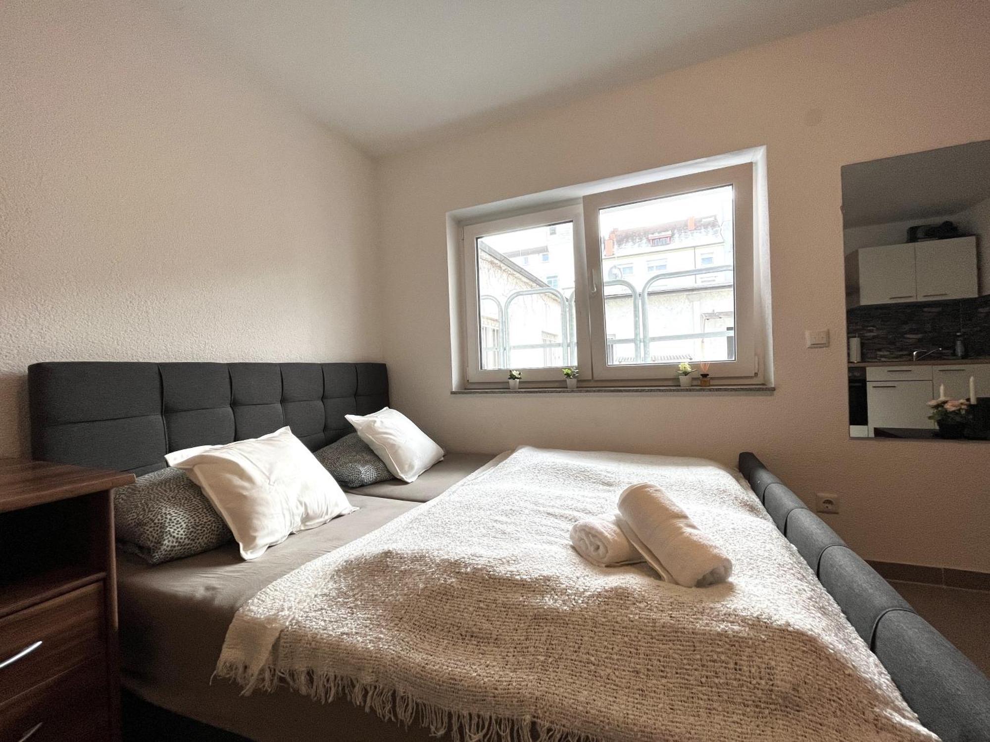 Simplex Apartments Am Europaplatz Karlsruhe Phòng bức ảnh